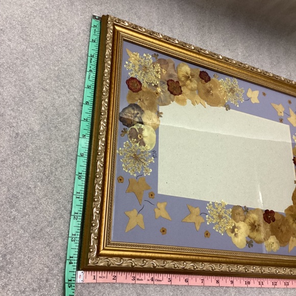 Vintage Dried Pressed Pansies Floral Gold Frame Art - Picture 5 of 11